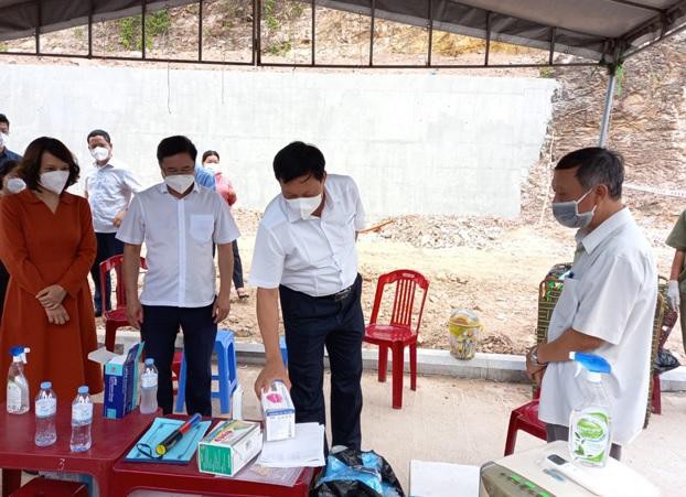 Phú Yên phát hiện 3 nguồn lây nhiễm COVID - 19 trong cộng đồng - Ảnh 2. Phú Yên phát hiện 3 nguồn lây nhiễm COVID - 19 trong cộng đồng - Ảnh 2.