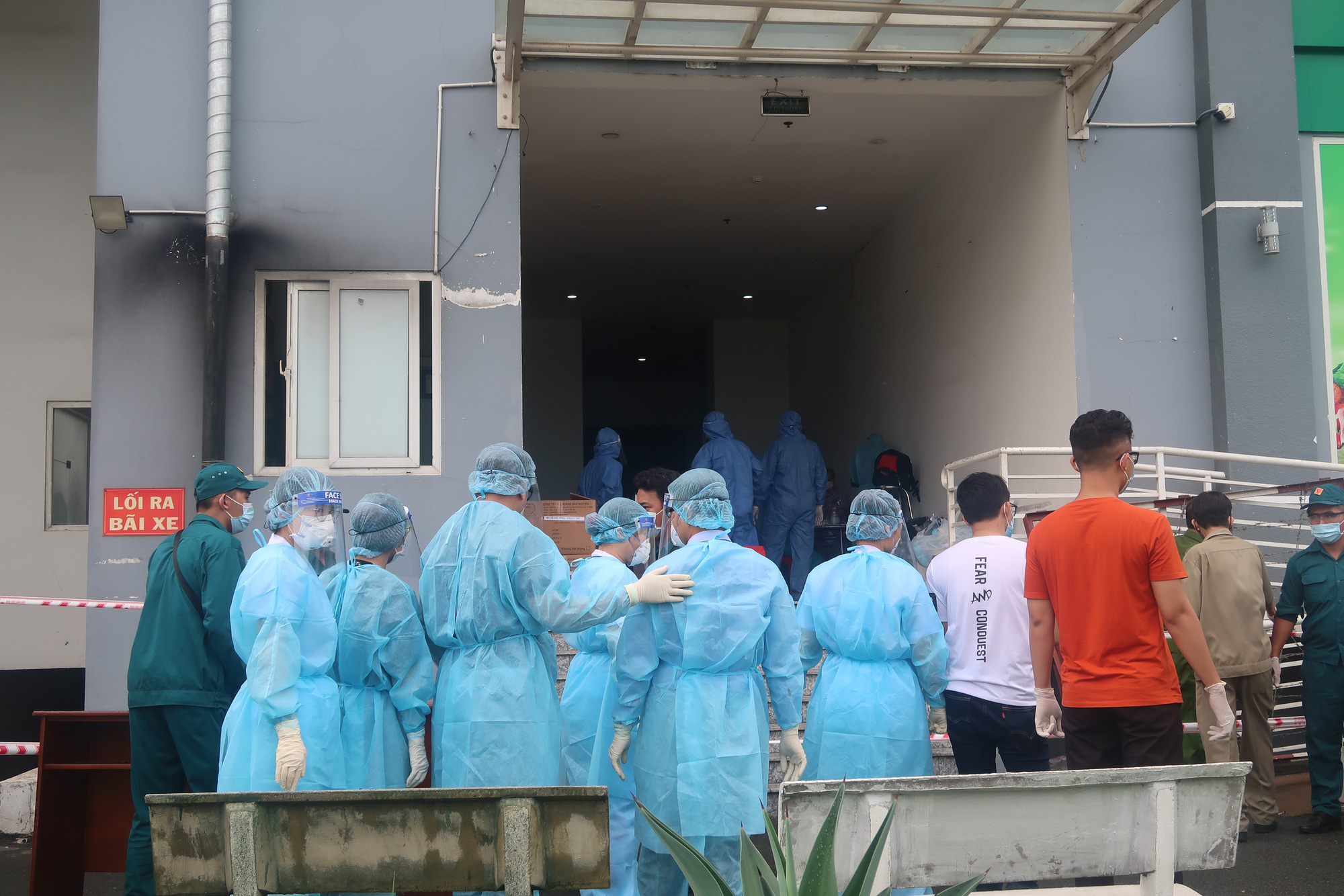 Những độc chiêu lừa đảo trong mùa dịch người dân TP HCM cần biết - Ảnh 1. Những độc chiêu lừa đảo trong mùa dịch người dân TP HCM cần biết - Ảnh 1.