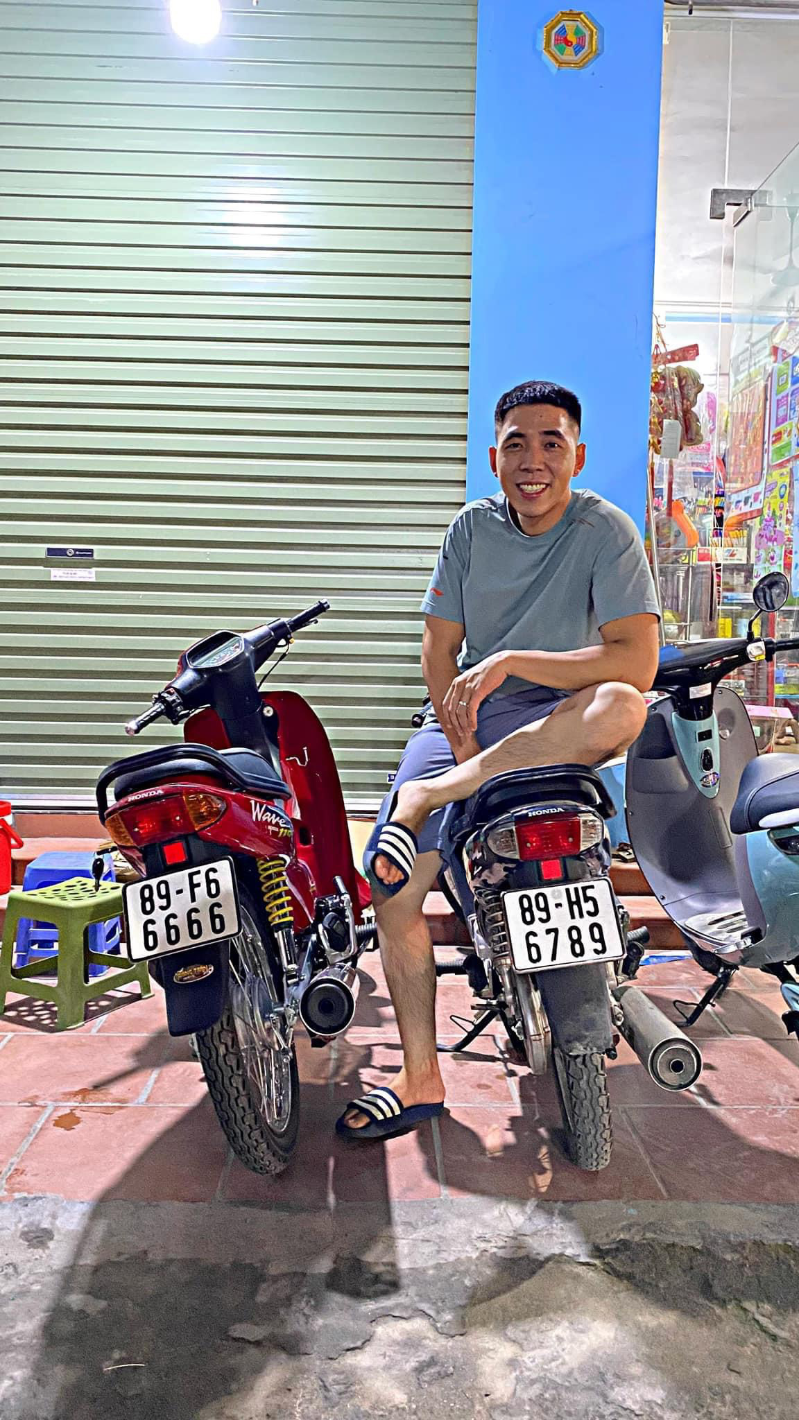 Giang Trần - Ch&agrave;ng trai có sở thích sưu tầm xe Dream biển ngũ quý - Ảnh 3.