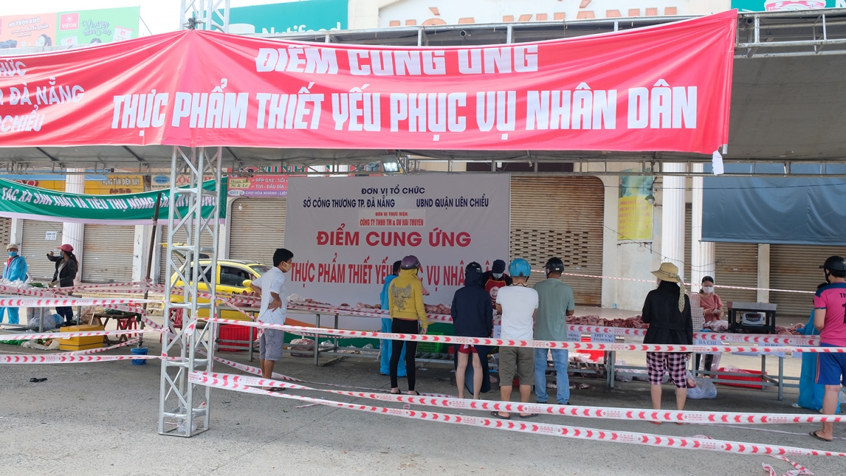 Đà Nẵng tổ chức nhiều điểm bán hàng bình ổn giá - Ảnh 2.