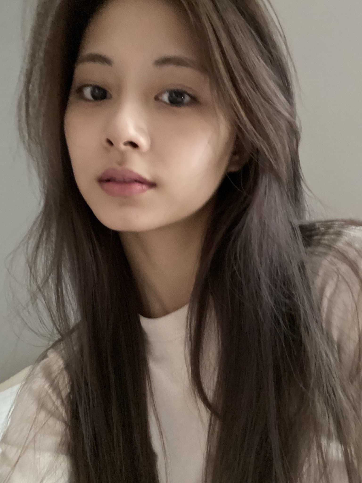 Tzuyu mặt mộc