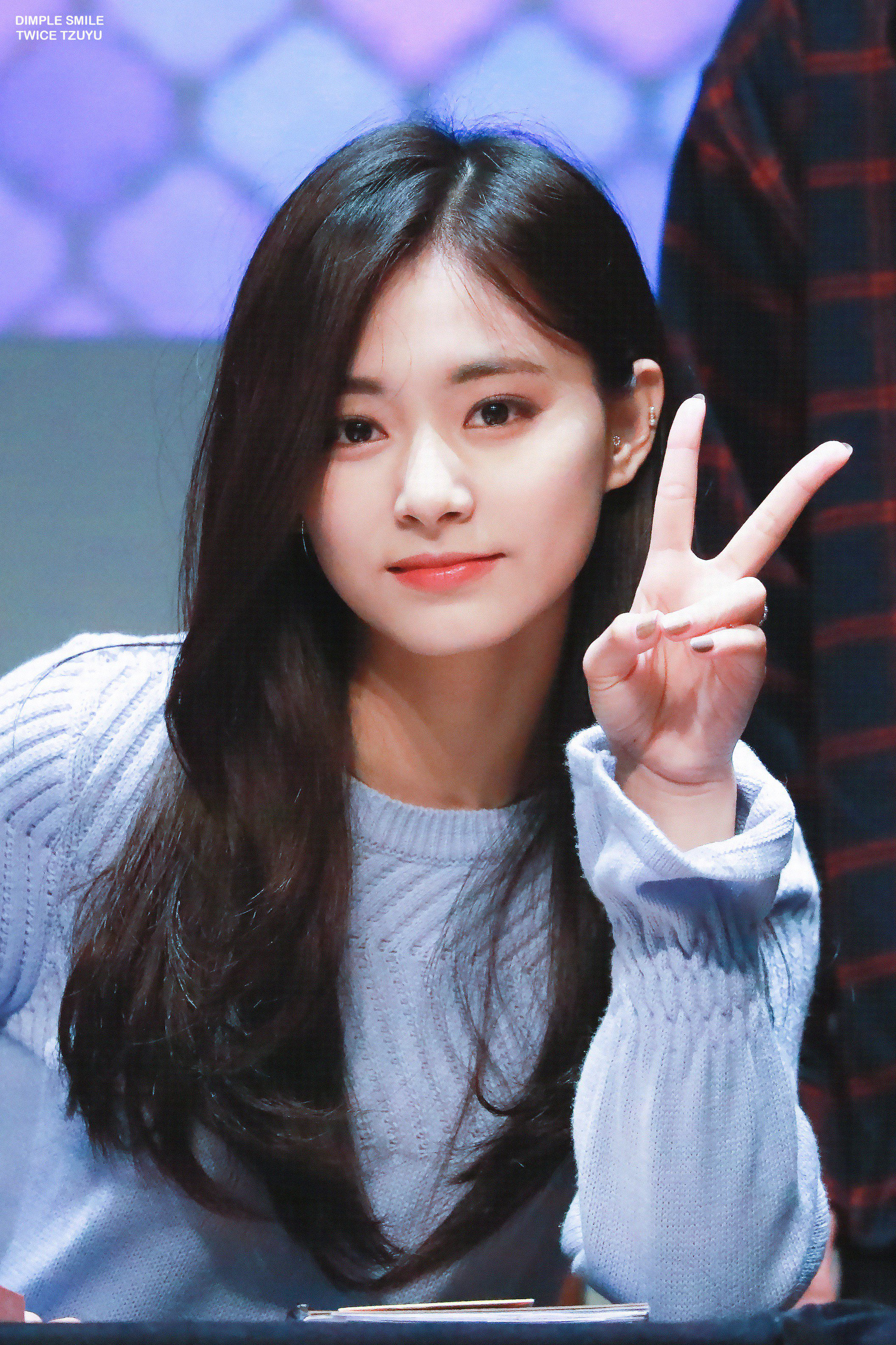 Tzuyu mặt mộc