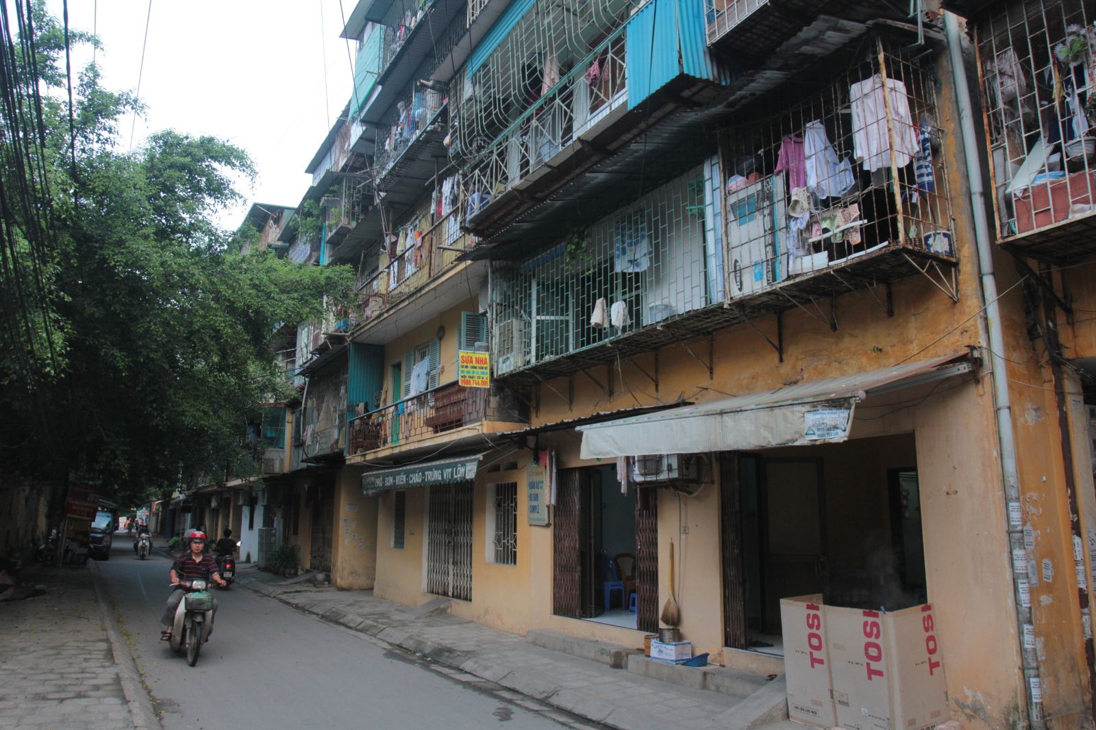 Giá nhà tập thể cũ ở Hà Nội tăng trở lại sau nhiều năm &quot;ngủ quên&quot; - Ảnh 2.