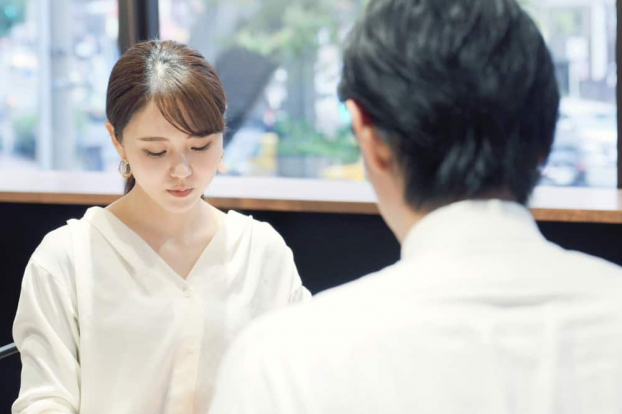 Đêm đoàn tụ với người tình cũ, sáng ra nghe 1 câu thủ thỉ bên tai mà chồng "cứng đờ", vội vàng về chuộc lỗi với vợ - Ảnh 1. Đêm đoàn tụ với người tình cũ, sáng ra nghe 1 câu thủ thỉ bên tai mà chồng "cứng đờ", vội vàng về chuộc lỗi với vợ - Ảnh 1.