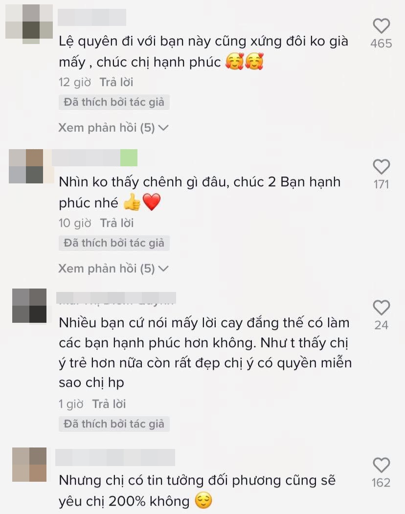 Loạt khoảnh khắc như ảnh cưới của Lệ Quyên và tình trẻ kém 12 tuổi bị chê như "hai mẹ con" - Ảnh 5. Loạt khoảnh khắc như ảnh cưới của Lệ Quyên và tình trẻ kém 12 tuổi bị chê như "hai mẹ con" - Ảnh 5.