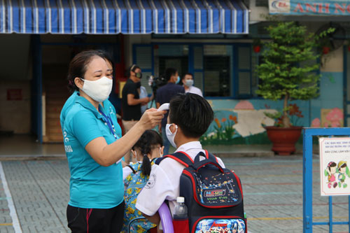 Học sinh tựu trường, tinh giản nhiều m&ocirc;n học - Ảnh 2.