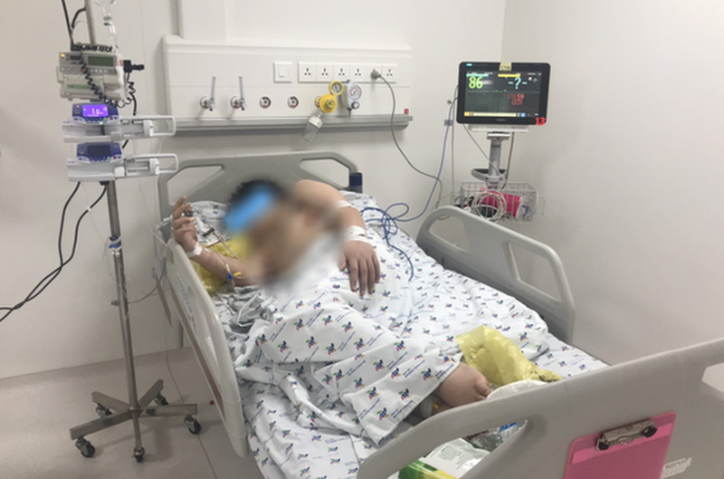 Cứu bé trai 14 tuổi sốc mất máu do xuất huyết tiêu hóa nặng - Ảnh 1. Cứu bé trai 14 tuổi sốc mất máu do xuất huyết tiêu hóa nặng - Ảnh 1.