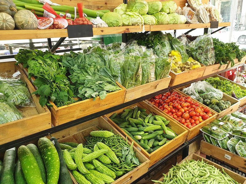 HomeFarm, Bác Tôm và siêu thị Aeon đồng loạt sale các loại thực phẩm đa dạng trên ShopeeFood, có món thấp nhất chỉ 1K - Ảnh 1.