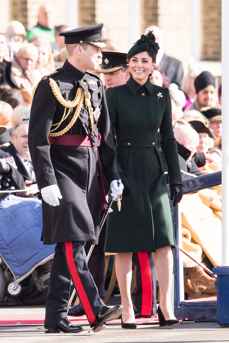 Công nương Kate với những outfit tưởng là bình dân mà bóc giá lại đắt đỏ "hết hồn": Món "ít tiền" nhất cũng gần 100 triệu - Ảnh 5. Công nương Kate, phong cách của Công nương Kate, Kate Middleton, phong cách Hoàng giahàng hiệu của Kate Middleton