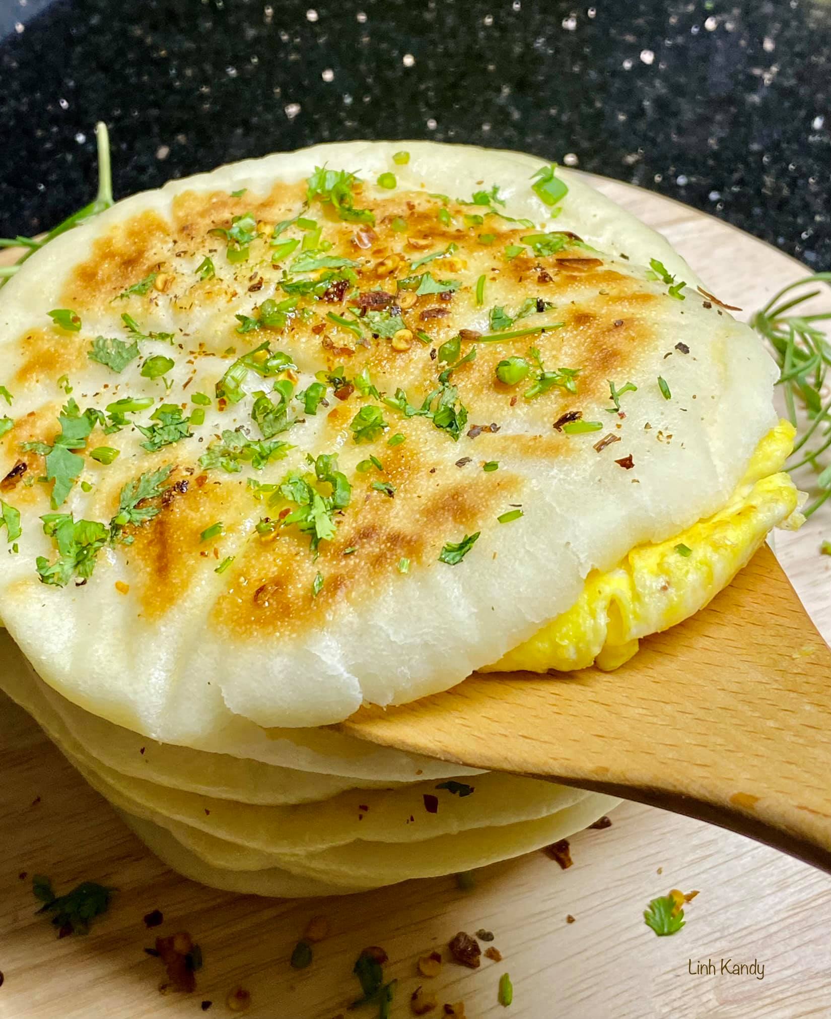 C&oacute; một loại b&aacute;nh m&igrave; l&agrave;m được bằng chảo cực dễ m&agrave; ăn lại ngon hết &yacute;, ở nh&agrave; bắt tay v&agrave;o l&agrave;m ngay th&ocirc;i - Ảnh 10.