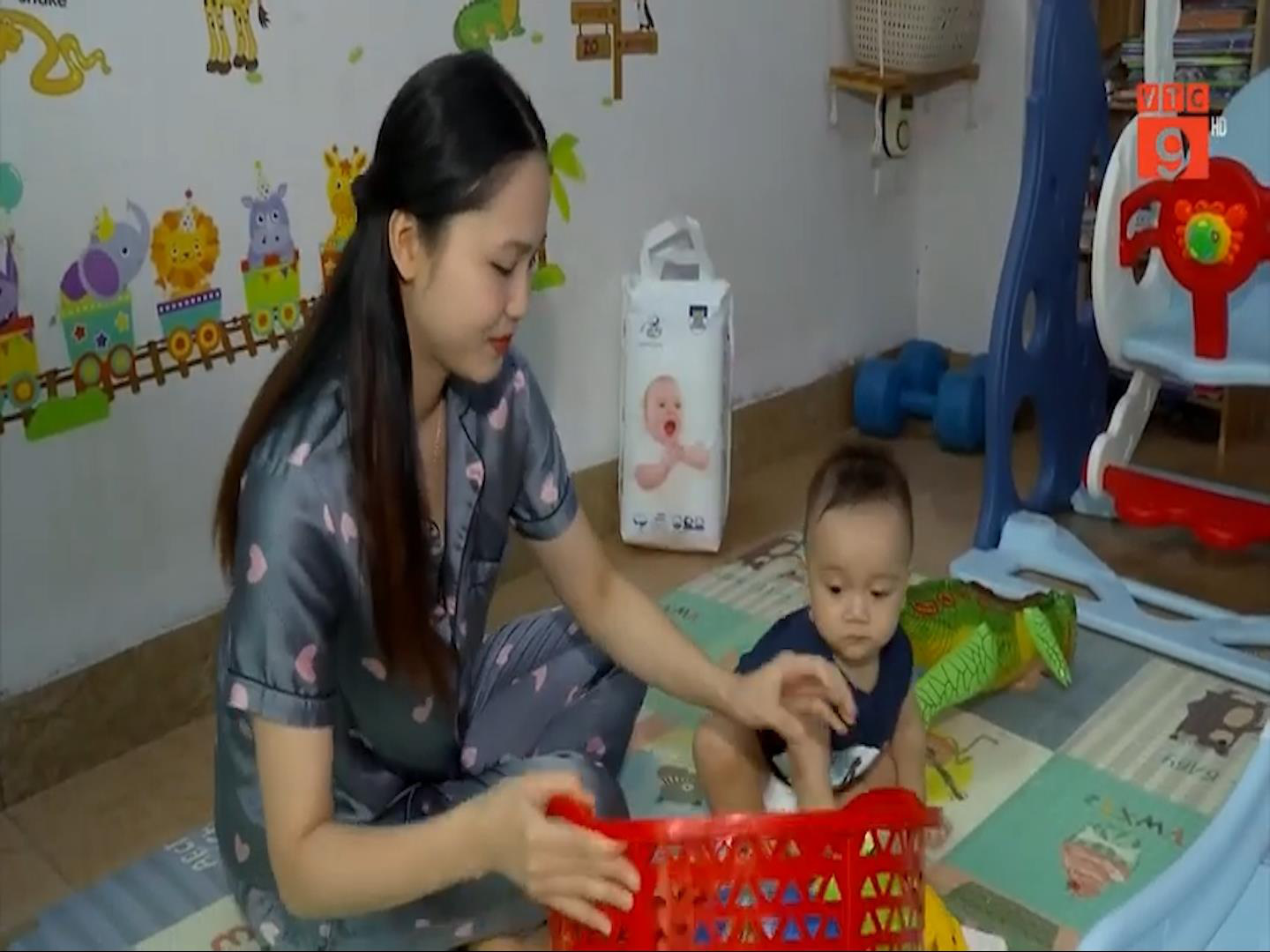 Bà mẹ 3 con và câu chuyện tạo dựng thương hiệu bỉm sạch không huỳnh quang - Ảnh 3.