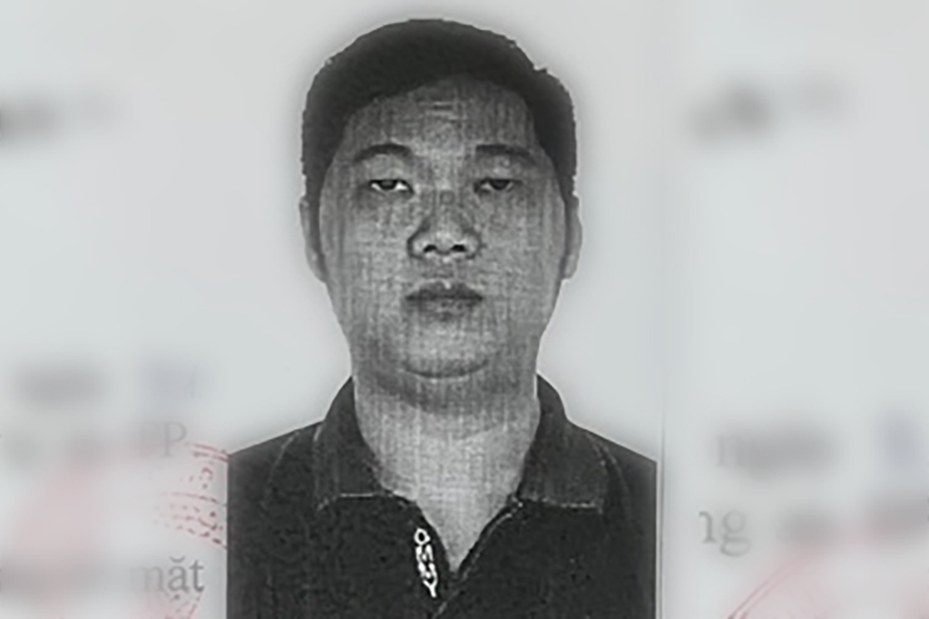 Công an TP HCM truy nã giám đốc Công ty Active Real - Ảnh 1. Công an TP HCM truy nã giám đốc Công ty Active Real - Ảnh 1.