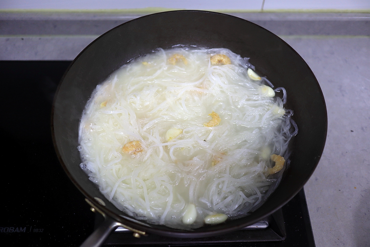 Thực đơn cơm tối 2 m&oacute;n l&agrave;m dễ ăn ngon - Ảnh 5.