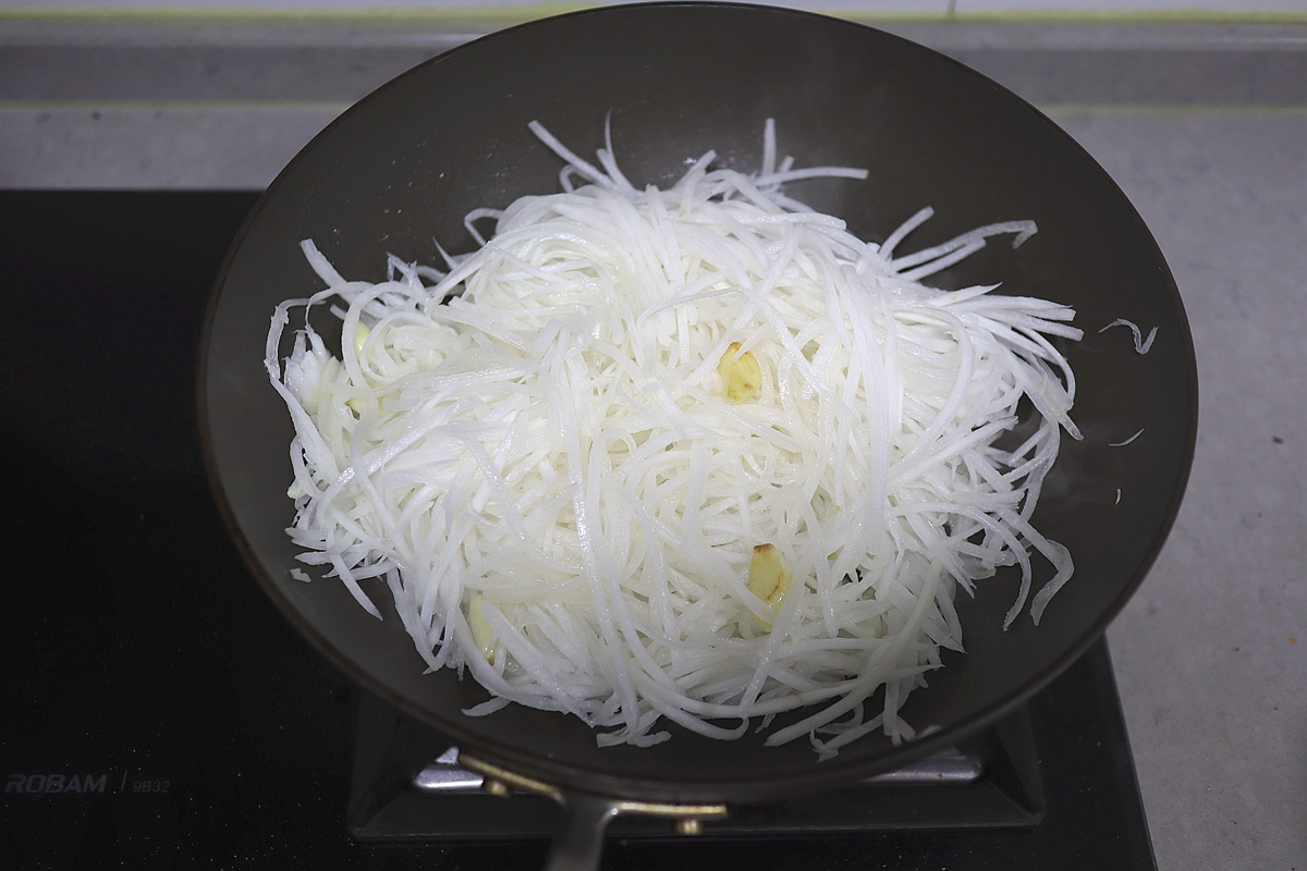 Thực đơn cơm tối 2 m&oacute;n l&agrave;m dễ ăn ngon - Ảnh 3.