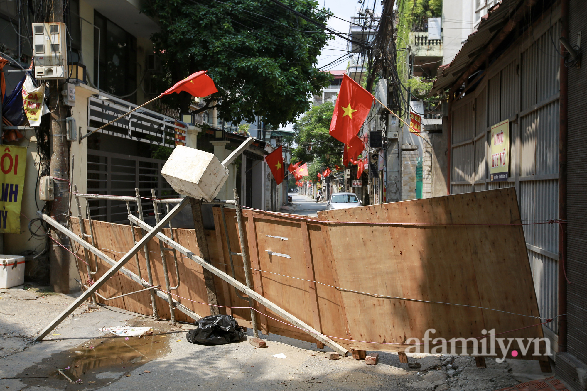 Những chốt &quot;vùng xanh&quot; ở Hà Nội &quot;giữ chặt, kiểm soát&quot; ra sao? - Ảnh 15.