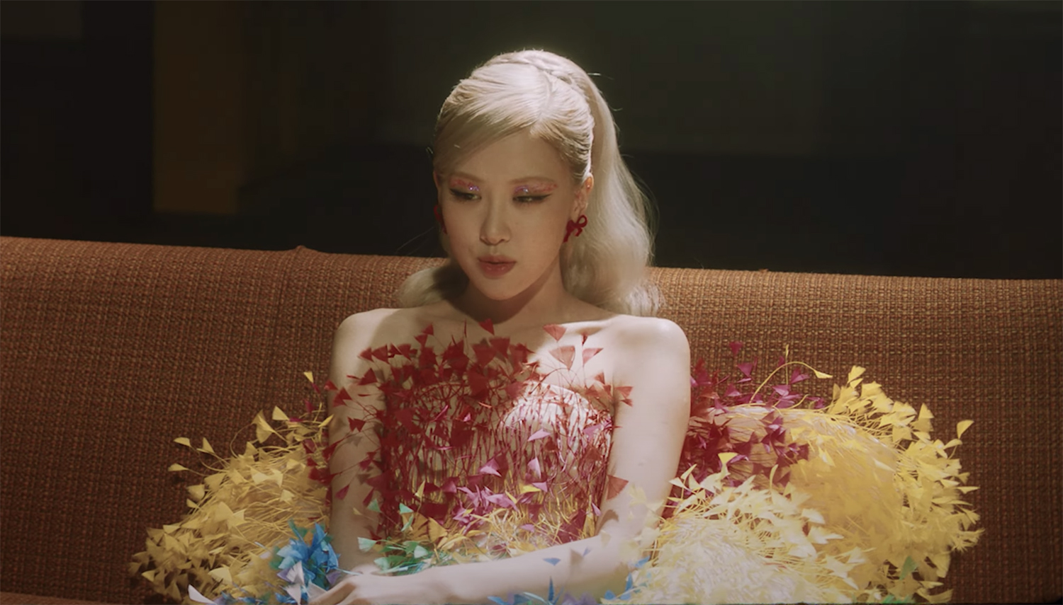 Lisa debut Lalisa - Ảnh 9.
