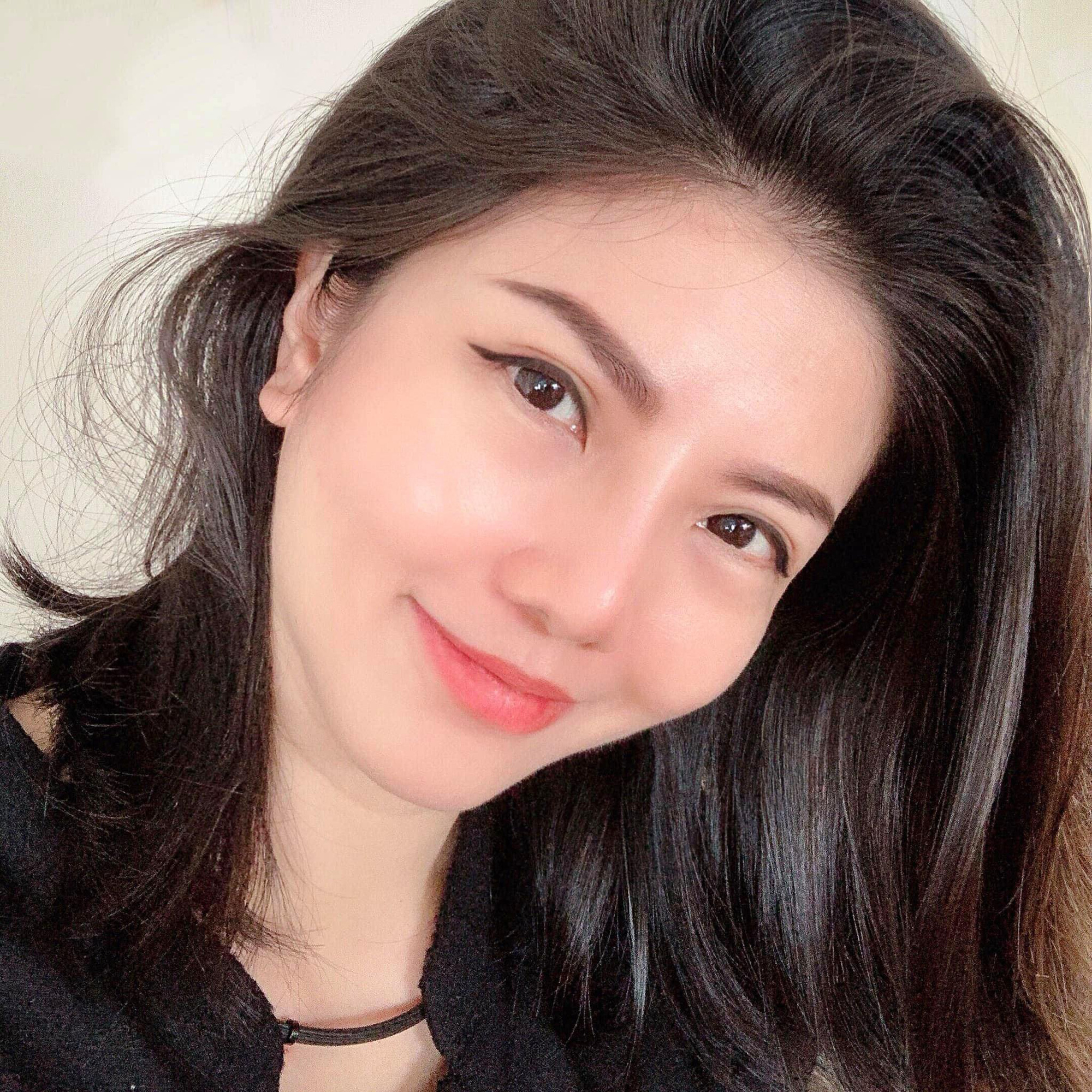 Tưởng l&agrave; g&aacute;i đ&ocirc;i mươi ai ngờ đ&atilde; U50, người phụ nữ khiến hội chị em ph&aacute;t sốt v&igrave; trẻ thật sự, th&oacute;i quen gi&uacute;p trẻ l&acirc;u c&agrave;ng đ&aacute;ng học tập - Ảnh 3.