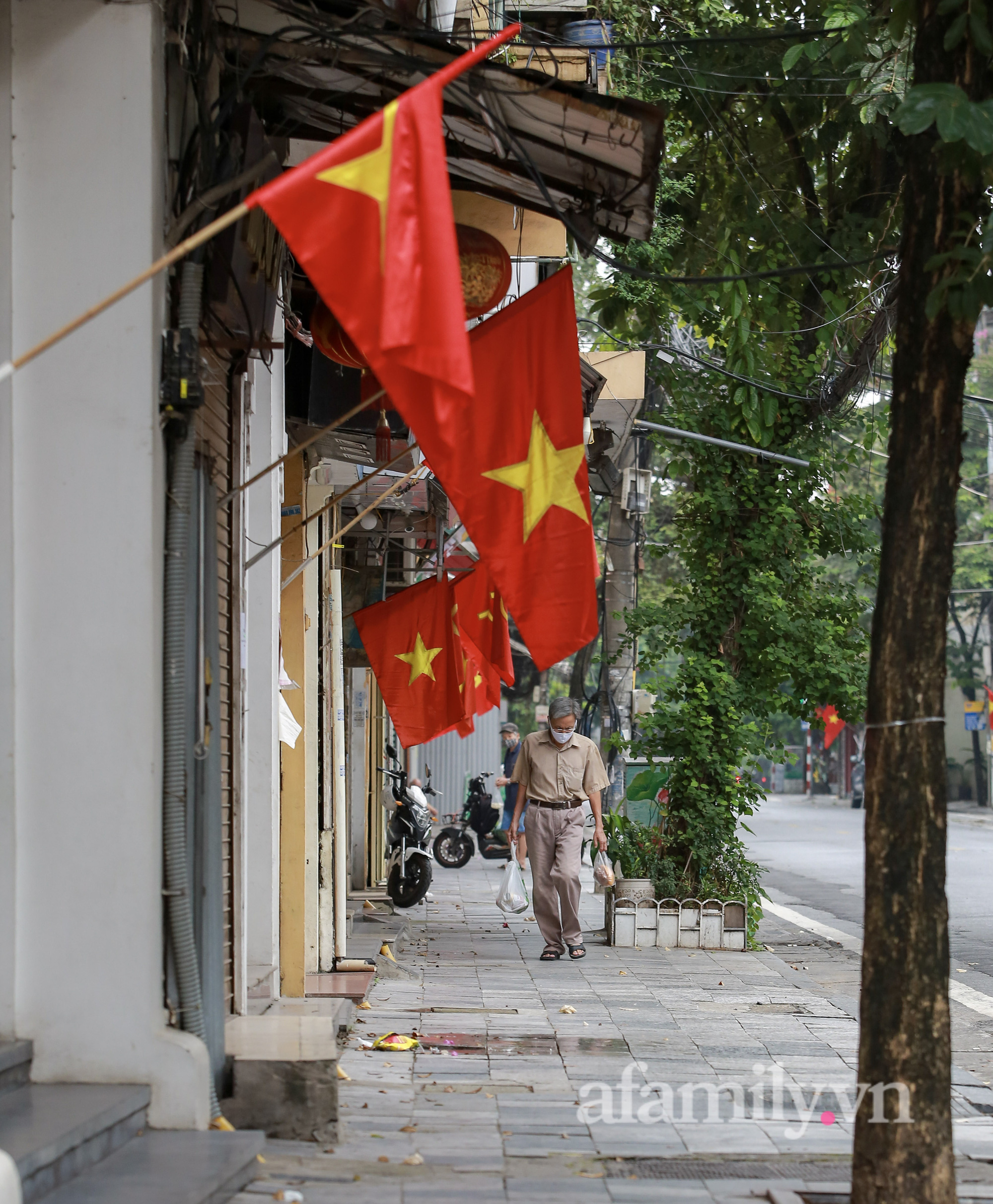 Hà Nội khác lạ trong ngày Quốc khánh đặc biệt - Ảnh 3.