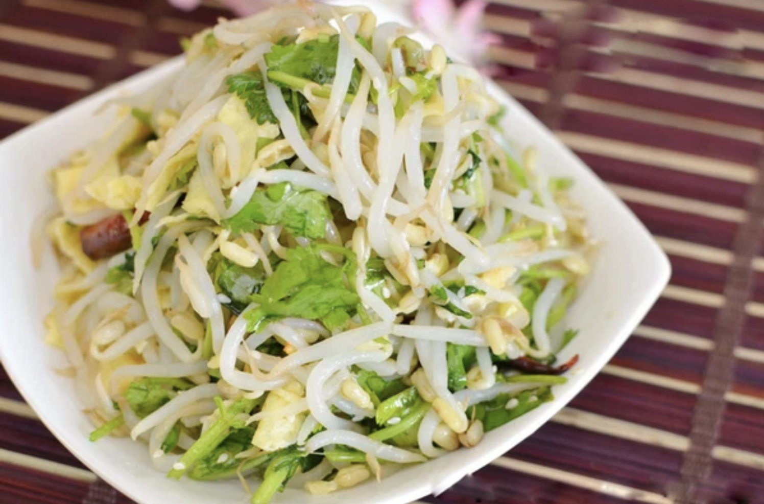 Tự l&agrave;m gi&aacute; đỗ rồi th&igrave; c&aacute;c chị em phải l&agrave;m ngay 5 m&oacute;n gi&aacute; trộn vừa ngon lại vừa giảm c&acirc;n n&agrave;y nh&eacute;! - Ảnh 10.