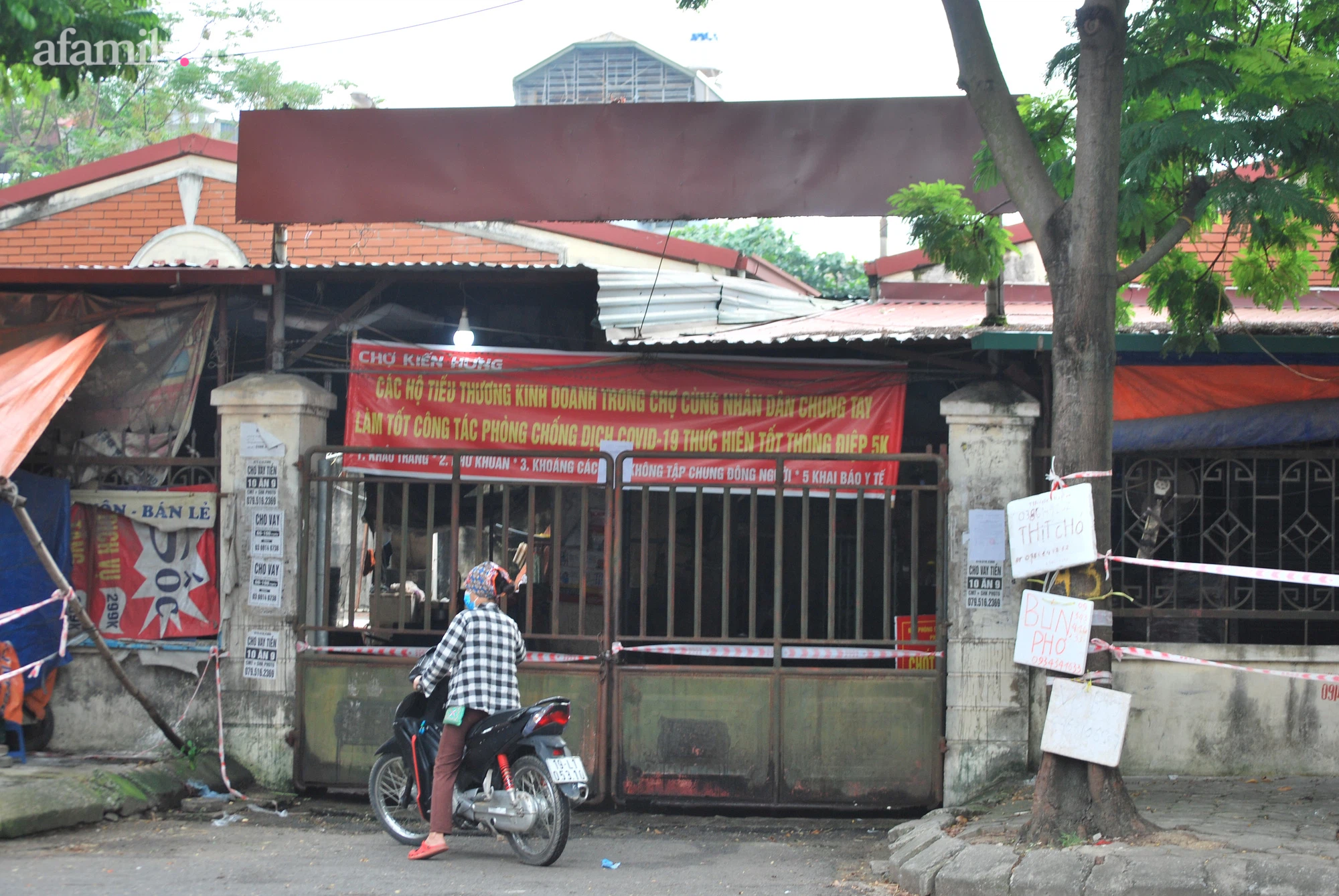 Chợ Kiến Hưng đã tạm thời đóng cửa