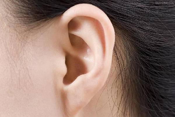 Những người có tướng mặt như thế này thì cả đời có vàng, sau này sẽ thành hung khí, tiền bạc ngập đầu. - Ảnh 2. Những người có tướng mặt như thế này thì cả đời có vàng, sau này sẽ thành hung khí, tiền bạc ngập đầu. - Ảnh 2.