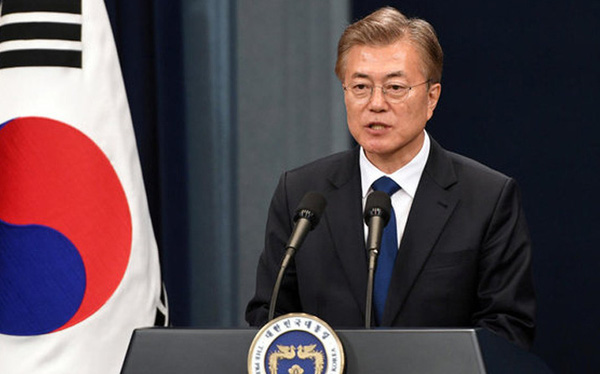 Tổng thống Hàn Quốc Moon Jae In cân nhắc cấm thịt chó - Ảnh 1.