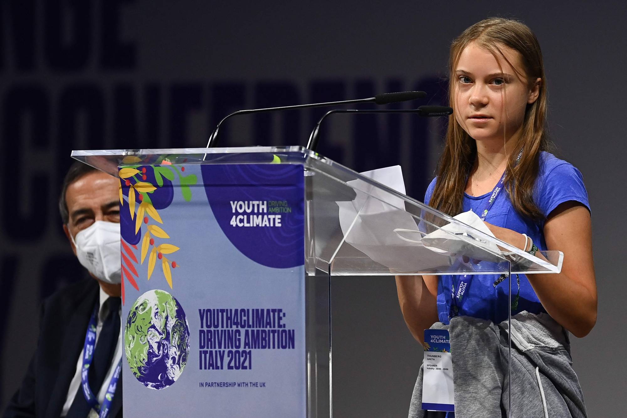 Chiến binh khí hậu Greta Thunberg lại buông lời sát thương, nạn nhân lần này là dàn nguyên thủ quốc gia quyền lực nhất thế giới - Ảnh 1.