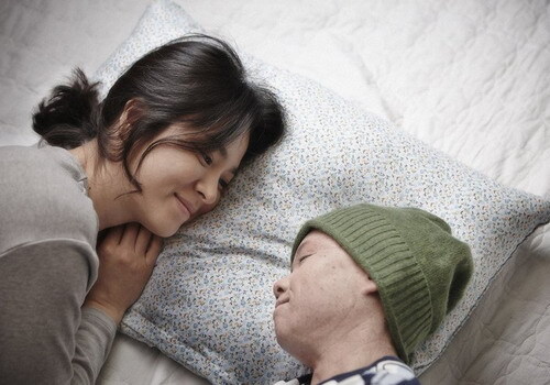 Một bộ phim của Song Hye Kyo bất ngờ hot trở lại sau 7 năm: Fan choáng trước tạo hình già nua &quot;đầu bù tóc rối&quot; - Ảnh 6.
