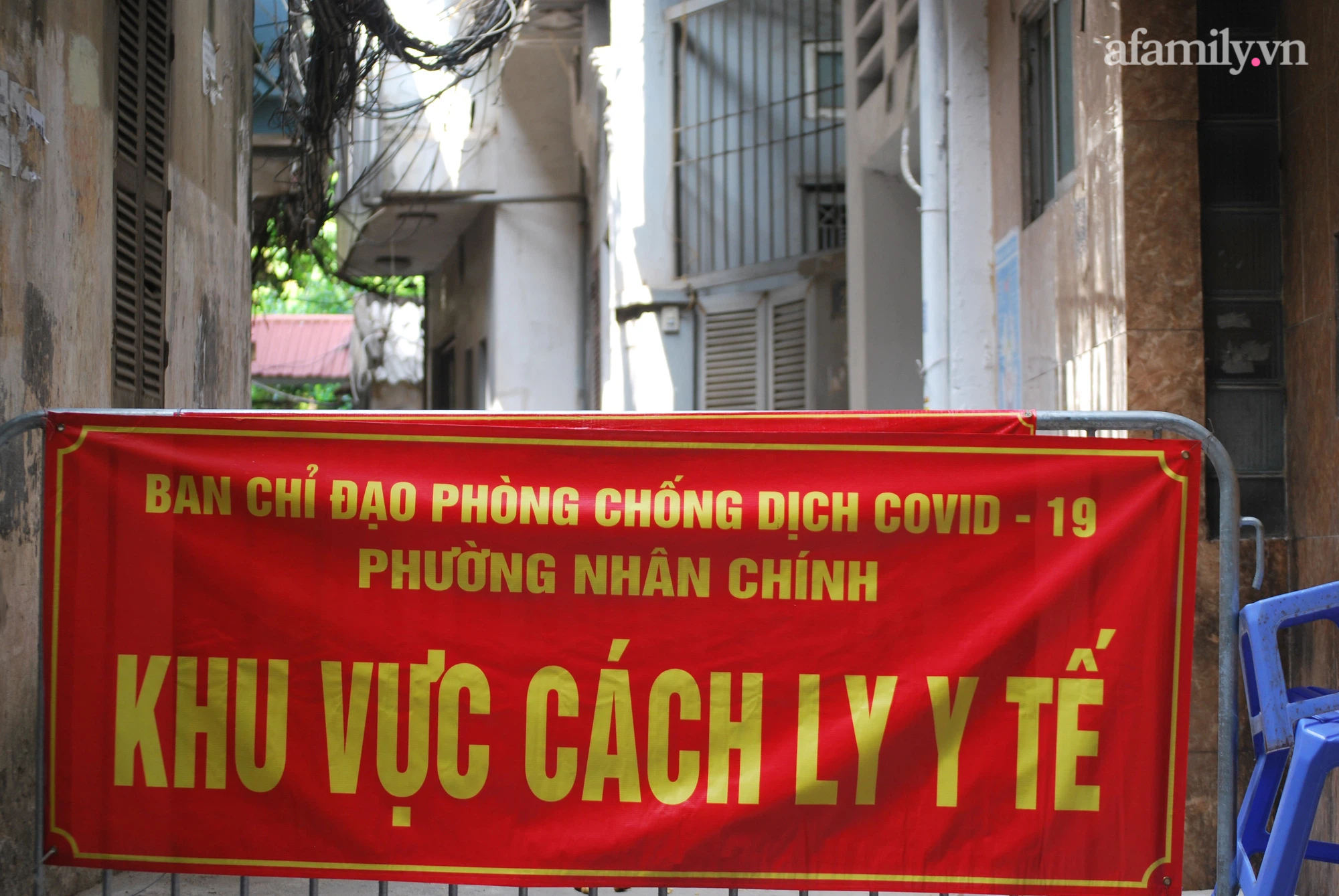 Tạm thời cách ly những hộ trong ngách số 7 ngõ 190 Nguyễn Trãi