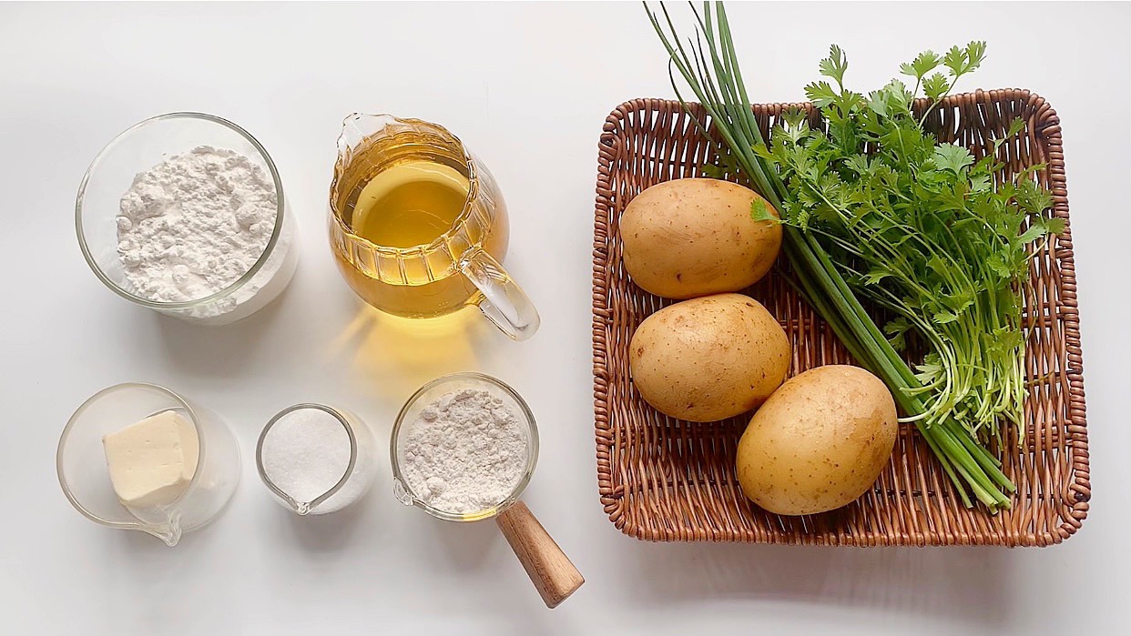 "Hot h&ograve;n họt" c&aacute;ch l&agrave;m khoai t&acirc;y que chi&ecirc;n gi&ograve;n rụm - m&oacute;n ăn vặt rẻ tiền m&agrave; ai cũng th&iacute;ch m&ecirc;! - Ảnh 3.