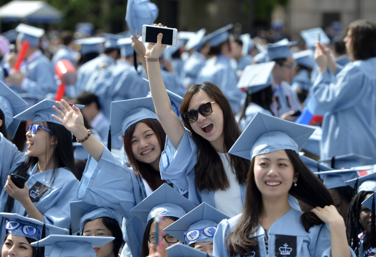 Trung Quốc đảm bảo việc làm cho sinh viên nữ sau khi tốt nghiệp đại học - Ảnh 1.