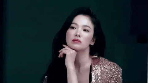 Song Hye Kyo chứng minh đẳng cấp nhan sắc "thượng thừa" qua loạt khoảnh khắc hậu trường - Ảnh 3.