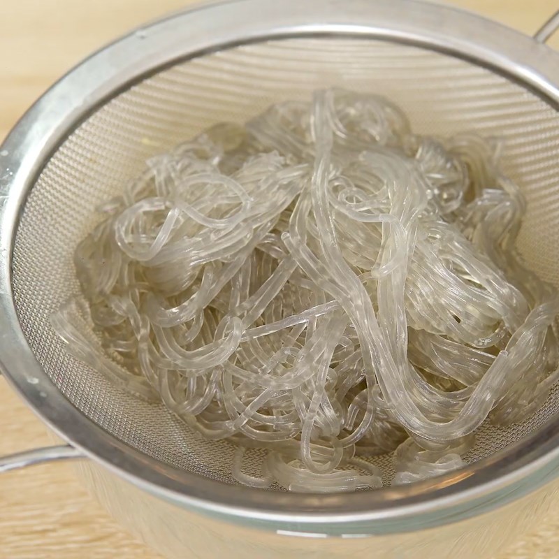 Miến trộn m&agrave; l&agrave;m thế n&agrave;y th&igrave; ăn liền mấy bữa kh&ocirc;ng ch&aacute;n! - Ảnh 4.