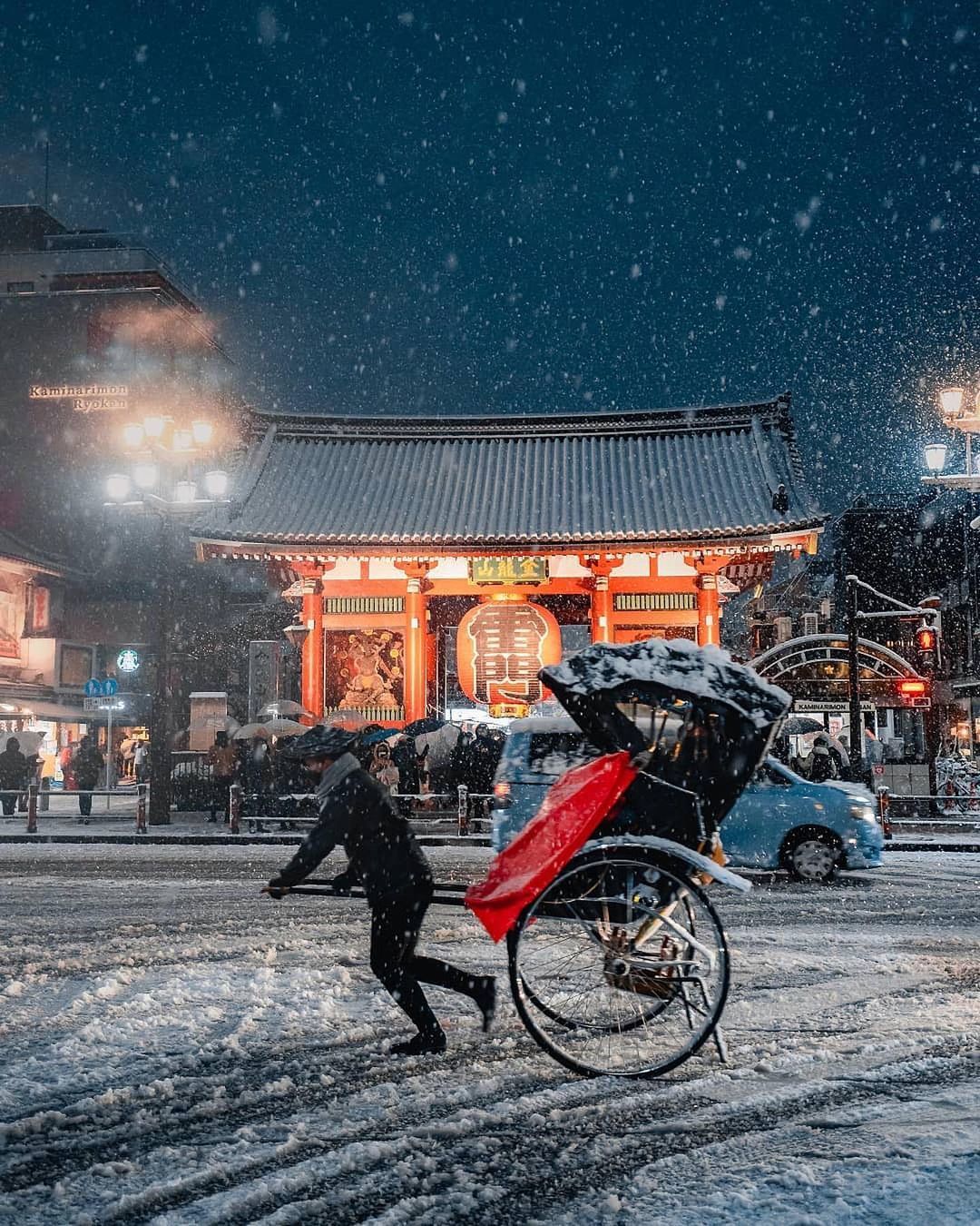 Chùm ảnh: Khung cảnh Tokyo dưới tuyết trắng đẹp đến nao lòng, phảng phất nét buồn tựa cổ tích mùa đông - Ảnh 10.