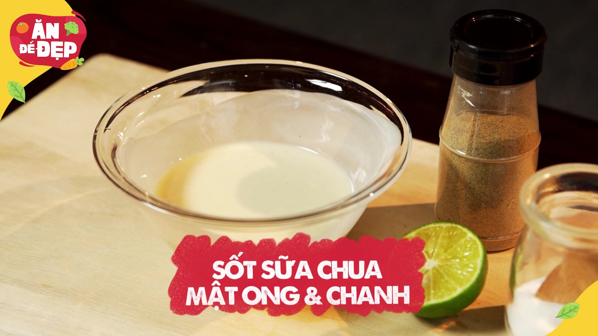 3 loại sốt trộn salad "đỉnh của chóp" mà chị em nhất định nên thử: "Cân" được hết mọi món salad! - Ảnh 7. 3 loại sốt trộn salad "đỉnh của chóp" mà chị em nhất định nên thử: "Cân" được hết mọi món salad! - Ảnh 7.