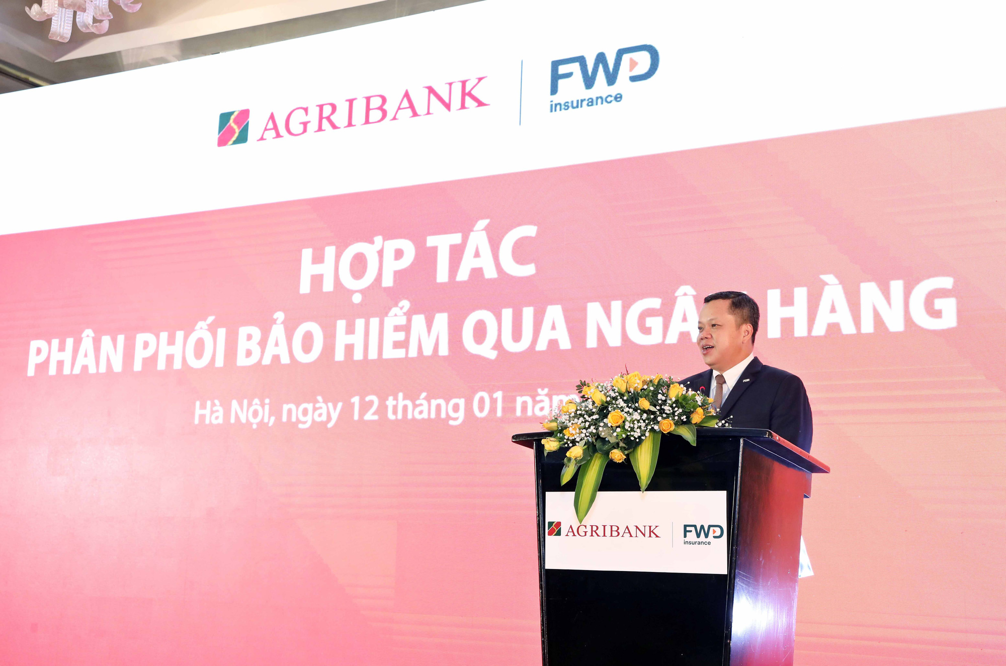 FWD Việt Nam triển khai hợp tác phân phối bảo hiểm qua ngân hàng - Ảnh 3. FWD Việt Nam triển khai hợp tác phân phối bảo hiểm qua ngân hàng - Ảnh 3.