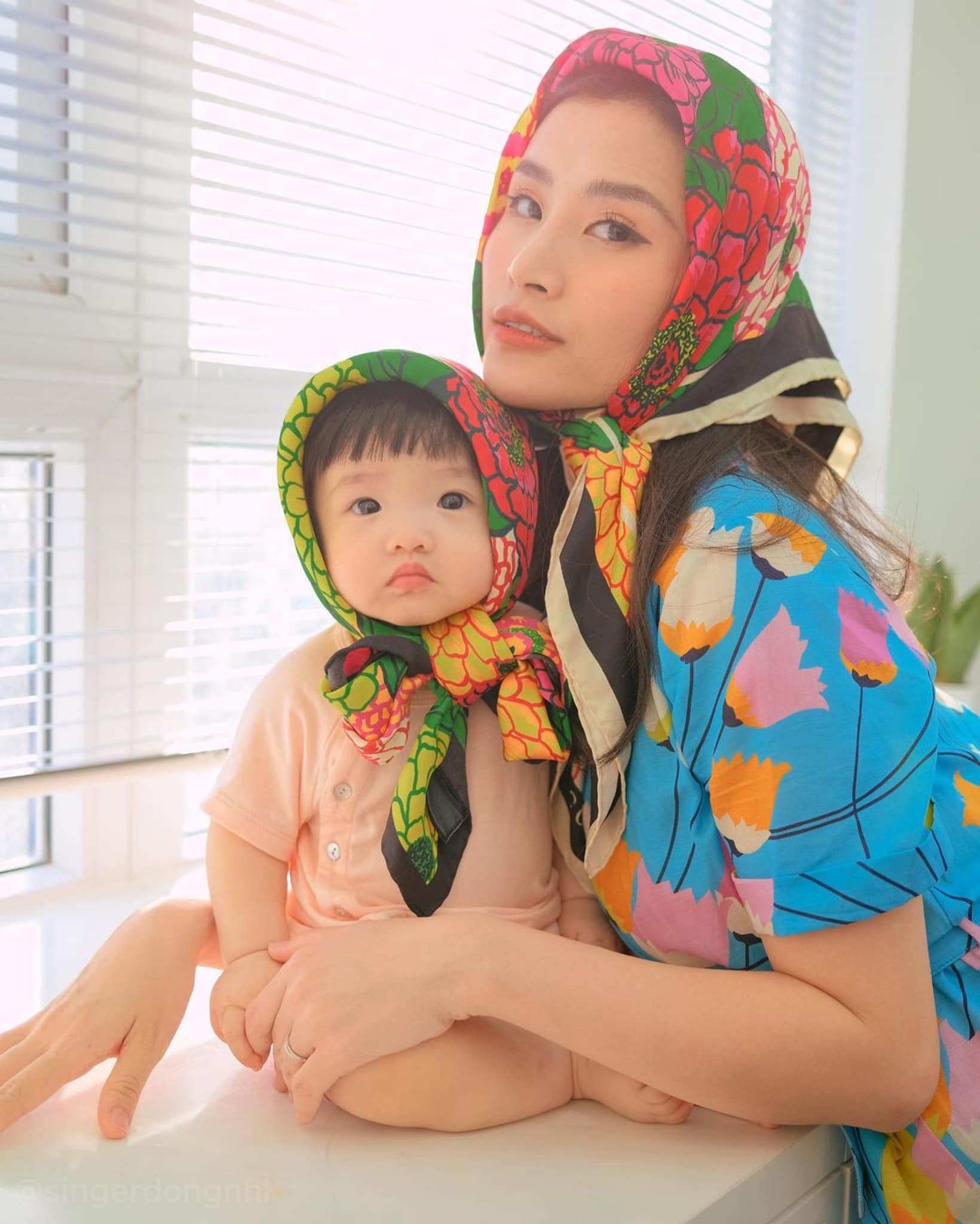 Mẹ con sao Việt chăm diện đồ đôi, dịu dàng lẫn cá tính hết nấc đúng chuẩn ''đời này nhất định phải có một cô con gái'' - Ảnh 8.