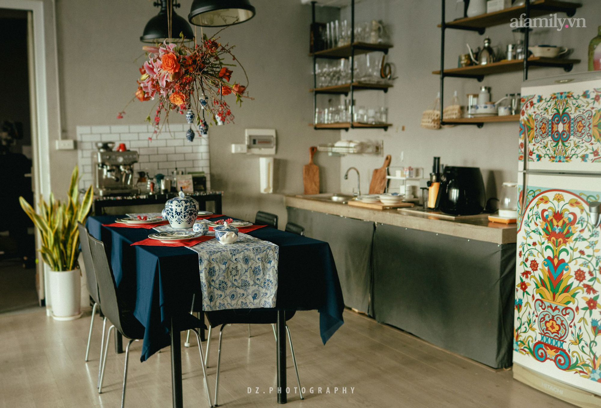 Admin &quot;Nghiện nhà&quot; trang trí không gian bếp đón Tết: Đơn giản nhưng Tây, đảm bảo chị em học được vô số mẹo decor  - Ảnh 6.
