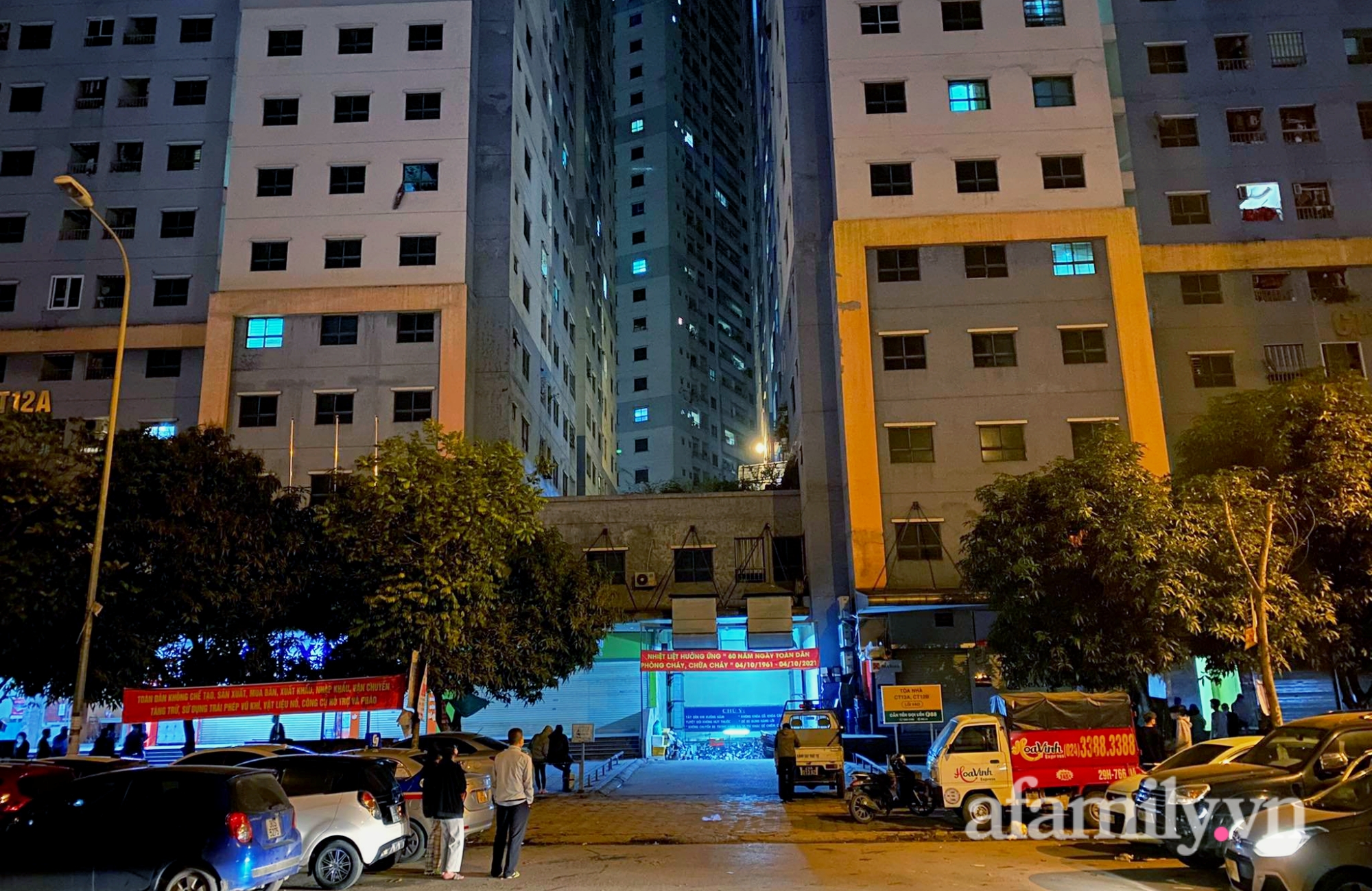 Hà Nội: Sau tiếng động lớn trong đêm, phát hiện người đàn ông rơi ở chung cư  45 tầng