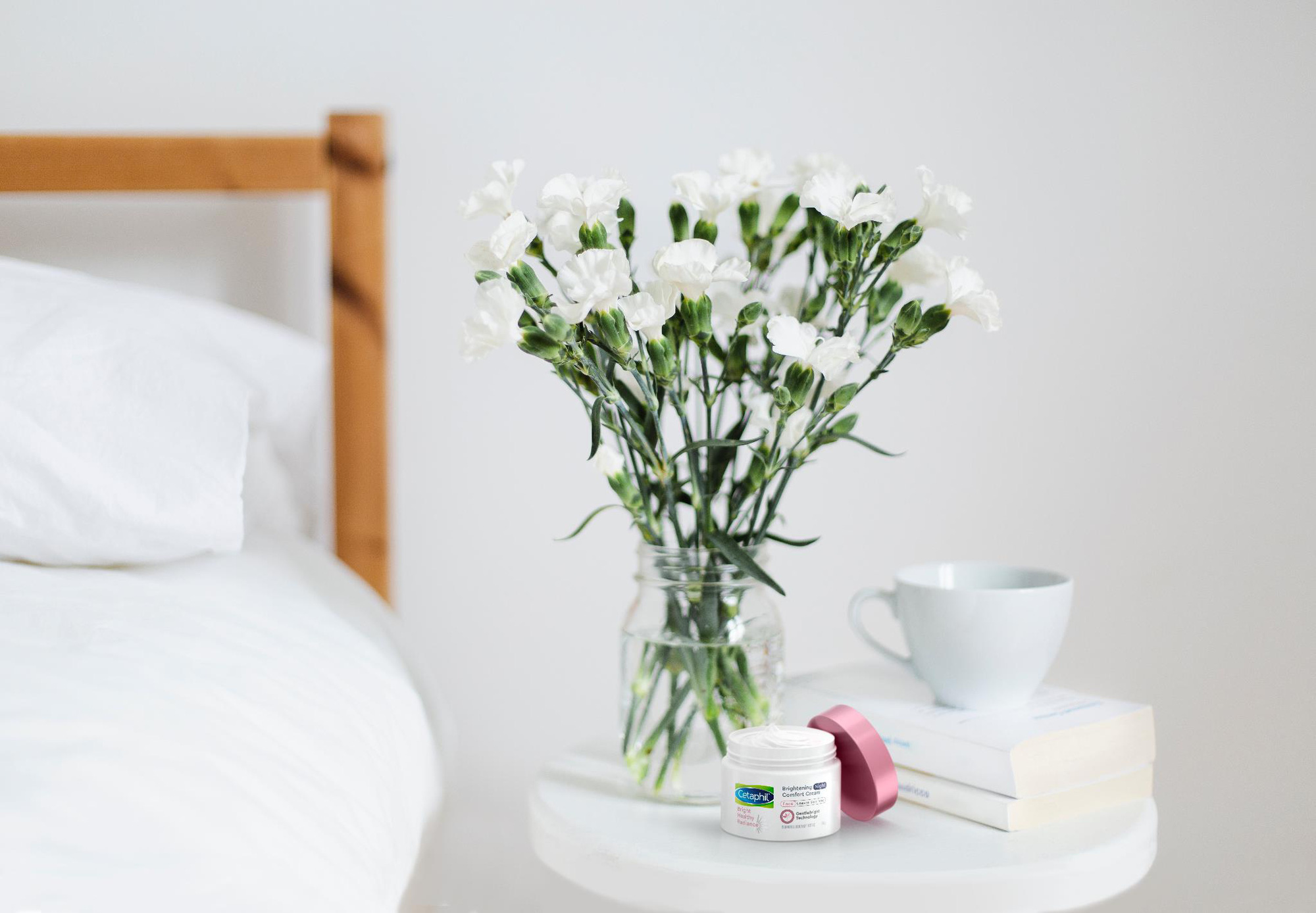 Rạng rỡ mỗi ngày với chu trình chăm da từ bộ sản phẩm Cetaphil dưỡng sáng da lành tính với cả da nhạy cảm - Ảnh 1. Rạng rỡ mỗi ngày với chu trình chăm da từ bộ sản phẩm Cetaphil dưỡng sáng da lành tính với cả da nhạy cảm - Ảnh 1.