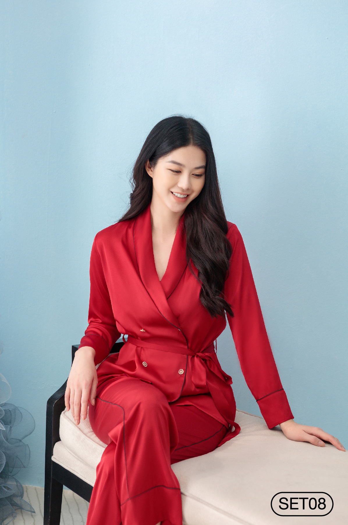 Gợi &yacute; đồ mặc nh&agrave; diện Tết từ ZAM Luxury - Ảnh 2.