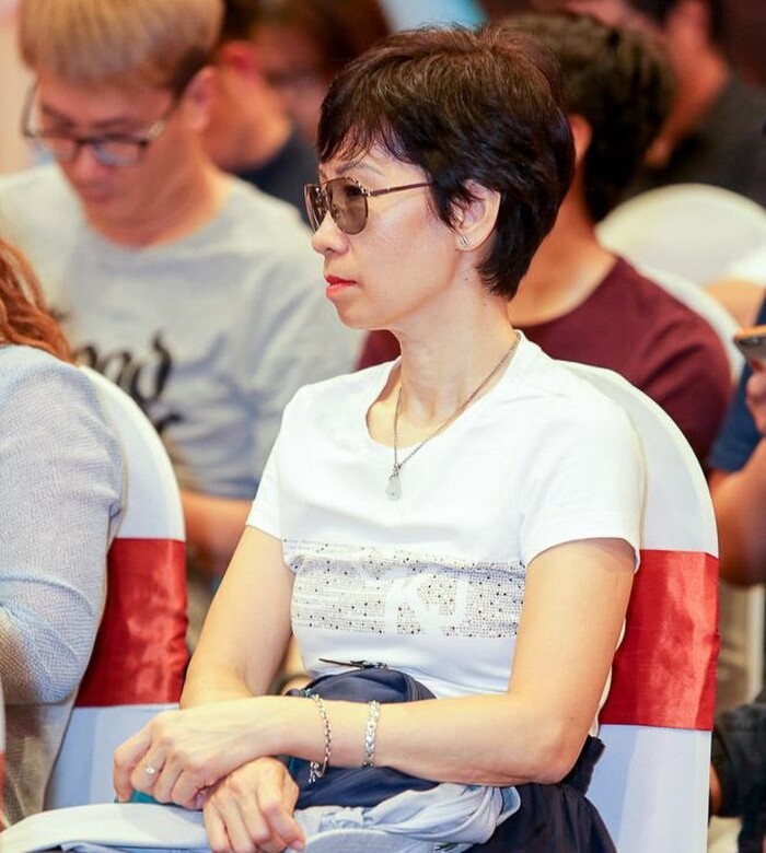 Ch&acirc;n dung người vợ t&agrave;o khang l&agrave;m thay đổi cuộc đời của nh&agrave; b&aacute;o Lại Văn S&acirc;m - Ảnh 4.