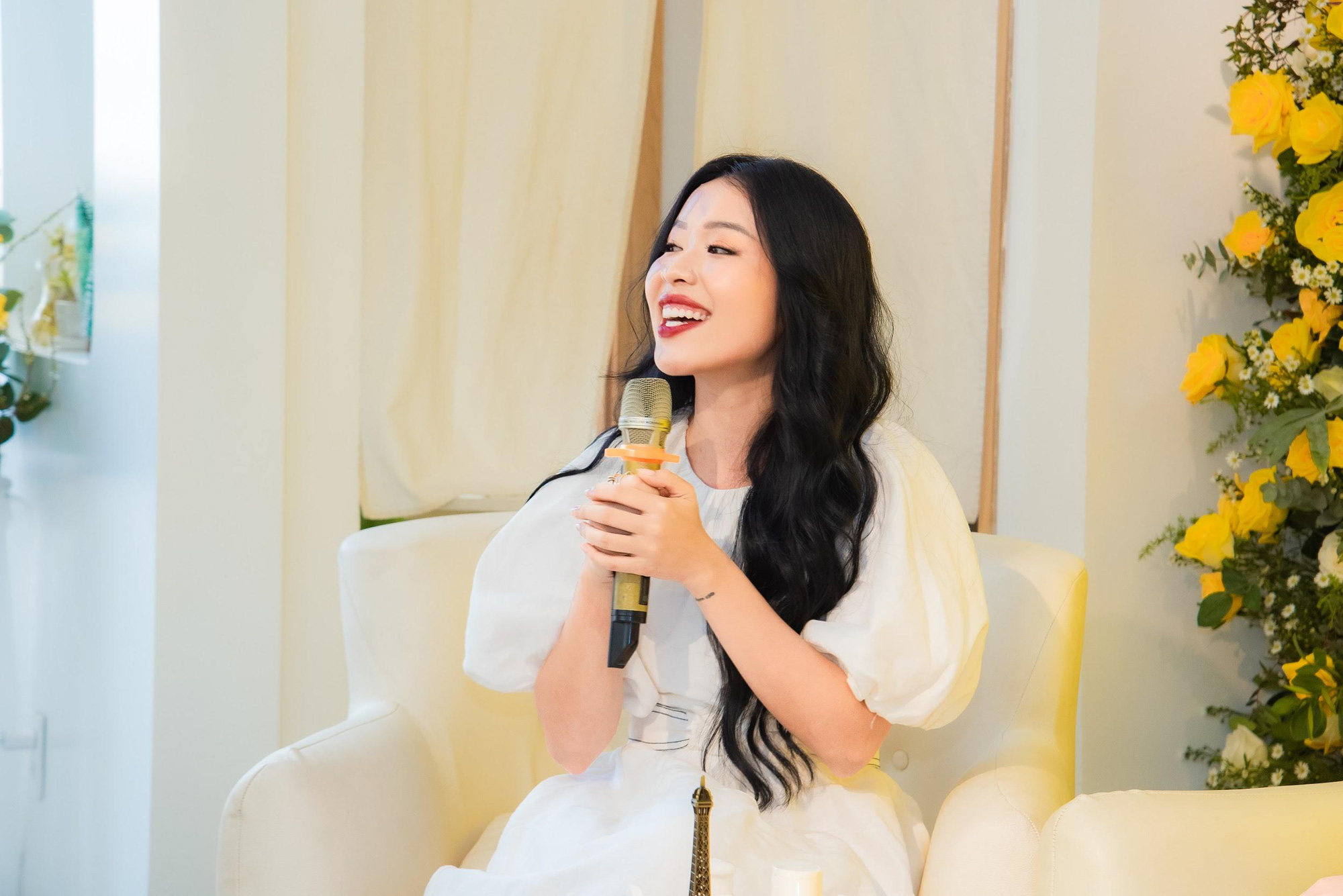 Thảo Tâm, An Phương, Liêu Hà Trinh cùng nhau trò chuyện về bí quyết tỏa sáng mùa lễ hội với Enchanteur - Ảnh 2. Thảo Tâm, An Phương, Liêu Hà Trinh cùng nhau trò chuyện về bí quyết tỏa sáng mùa lễ hội với Enchanteur - Ảnh 2.