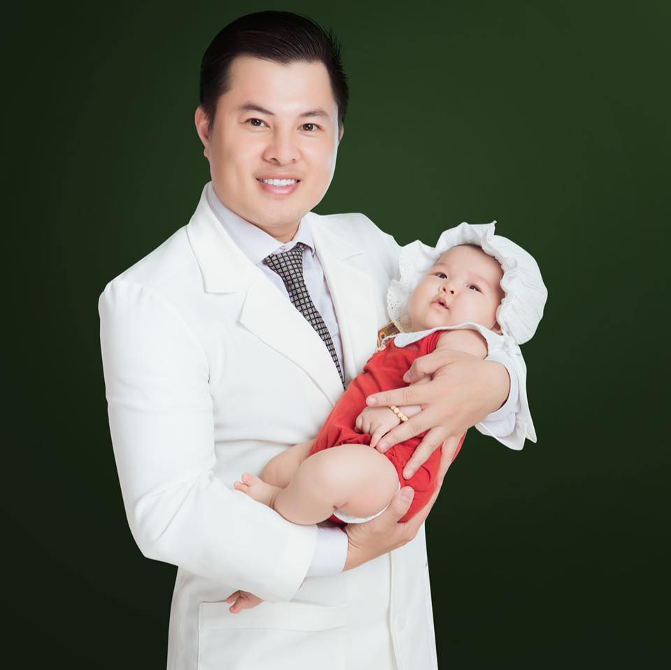 Bác sĩ Phạm Thành Sơn gieo hạnh phúc hơn 2000 cặp hiếm muộn - Ảnh 1.