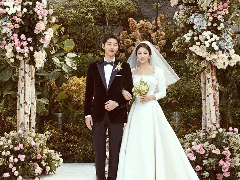 3 cặp đôi có chuyện tình chuẩn “ngôn tình” nhất showbiz: Đôi khi một tình yêu đẹp cuồng nhiệt chưa phải là “giấy chứng nhận” cho sự mãi mãi - Ảnh 3. 3 cặp đôi có chuyện tình chuẩn “ngôn tình” nhất showbiz: Đôi khi một tình yêu đẹp cuồng nhiệt chưa phải là “giấy chứng nhận” cho sự mãi mãi - Ảnh 3.