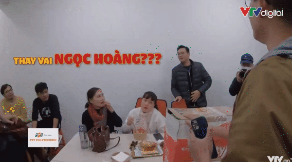 Đột nhập hậu trường Táo Quân 2022: Ngọc Hoàng dỗi bỏ về vì bị thế vai, tập xuyên đêm đến mức ngủ gục - Ảnh 6. Đột nhập hậu trường Táo Quân 2022: Ngọc Hoàng dỗi bỏ về vì bị thế vai, tập xuyên đêm đến mức ngủ gục - Ảnh 6.