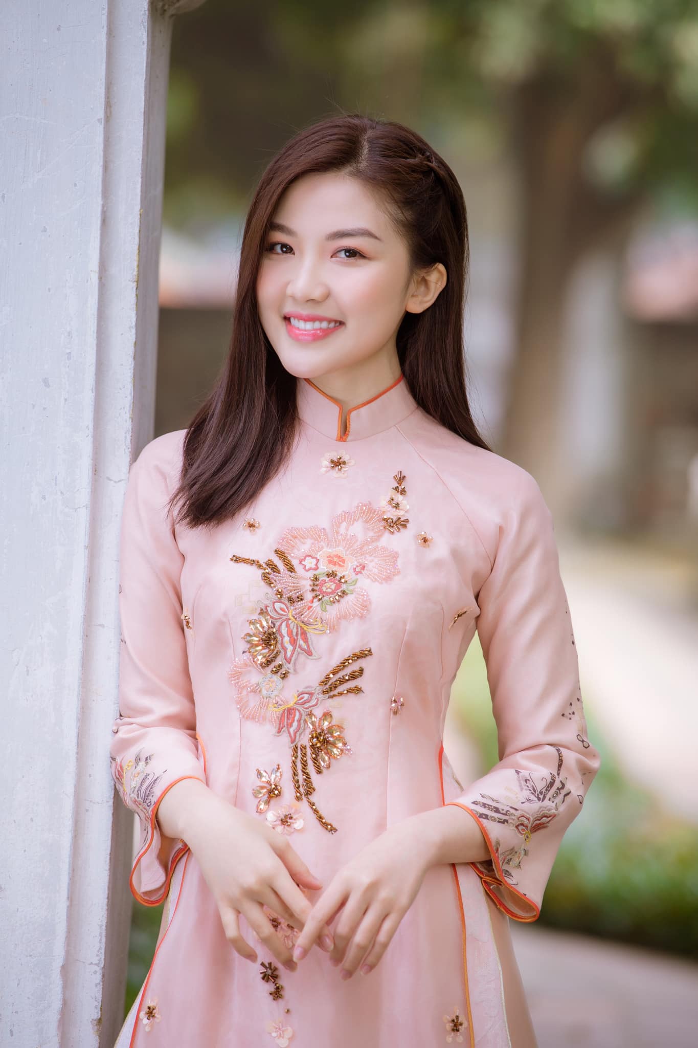 Ngắm loạt sao Việt mặc áo dài để có thêm ý tưởng diện Tết - Ảnh 16.