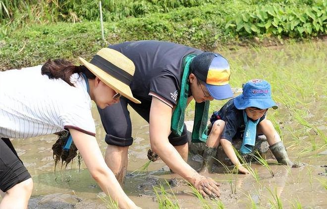 Người mẹ từ chối cho bạn mượn 60 triệu đồng và bài học dạy con đáng suy ngẫm - Ảnh 2.