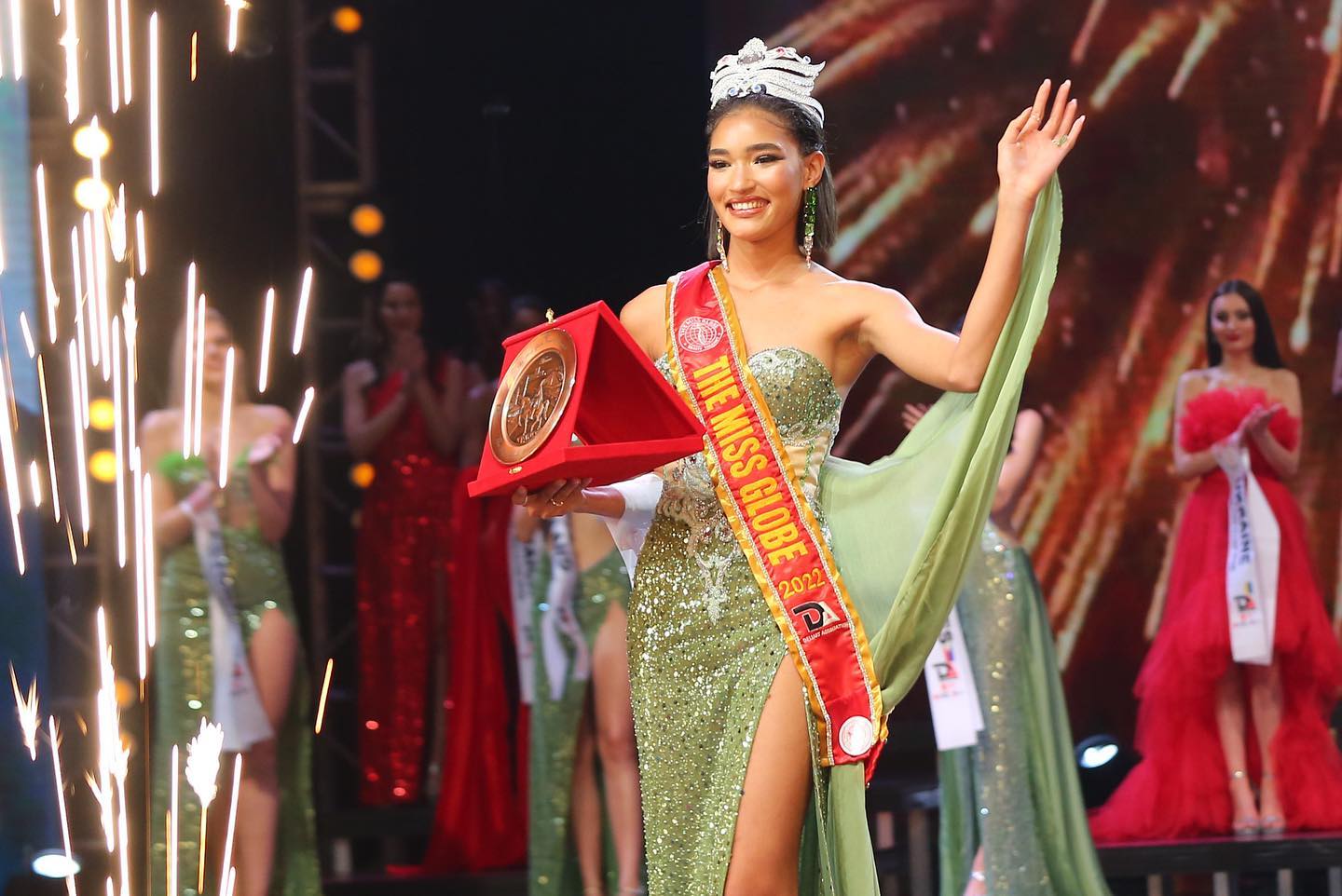 Hoa hậu Hoàn cầu: Cuộc thi sắc đẹp có lịch sử lâu đời với 3 phiên bản đặc biệt - Ảnh 1.
