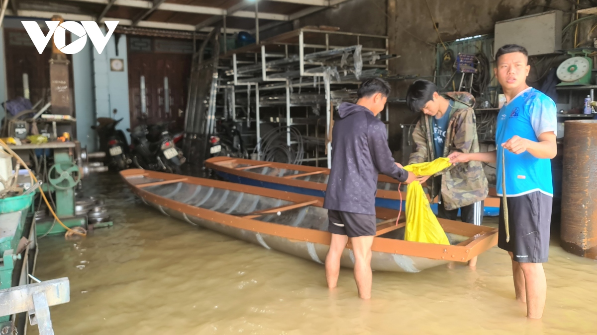 Quảng Bình lên phương án di dời 11.000 dân ở Lệ Thủy vì ngập lụt - Ảnh 1.